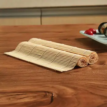 Sushi Nástroj Bambusové rolety Dveře Mat DIY Rýžové kuličky Rýže Vložit Roll Kuřecí Roláda Ruční Stroj Cocina Kuchyňské Doplňky